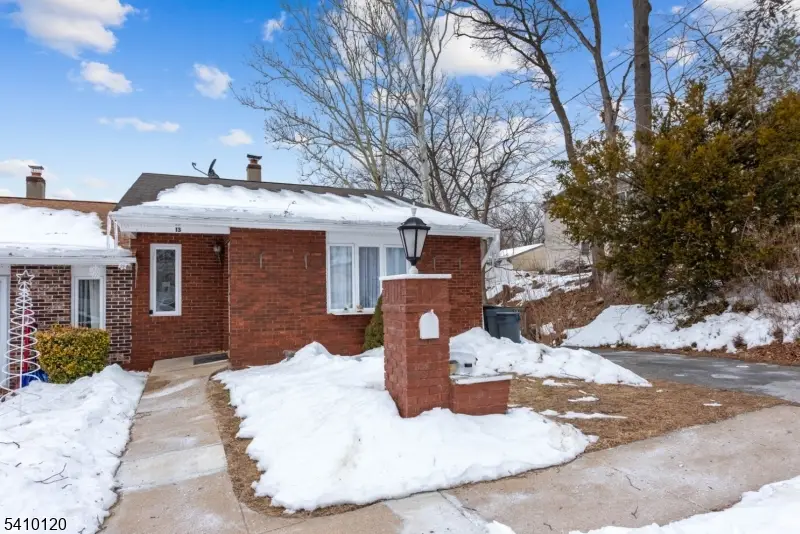 13 James St, Dover, NJ 07801 - #2