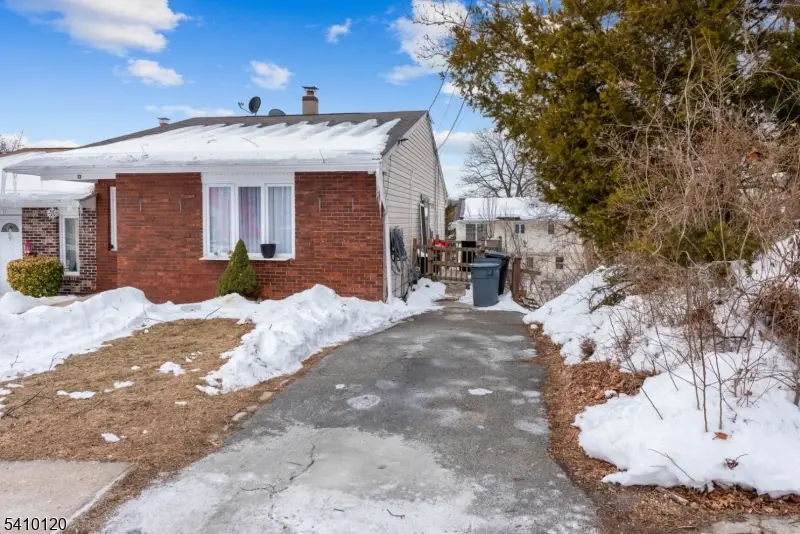 13 James St, Dover, NJ 07801 - #3