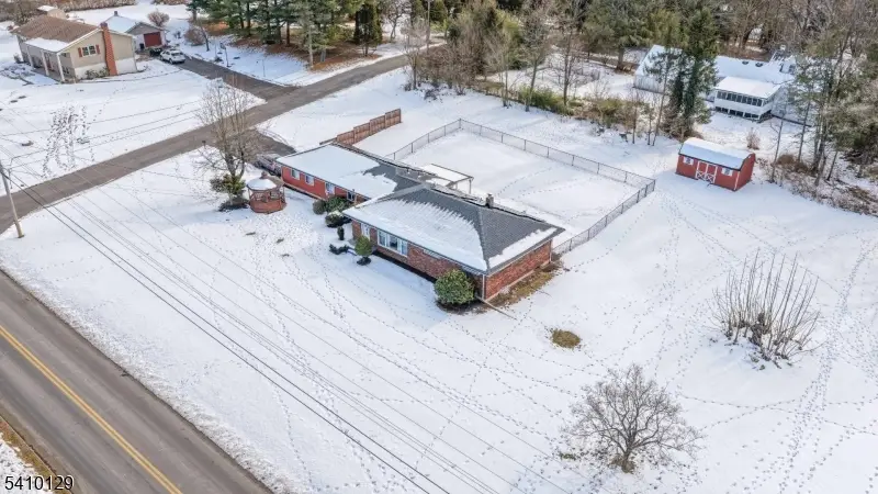 2 Center St, Holland, NJ 08848 - #2