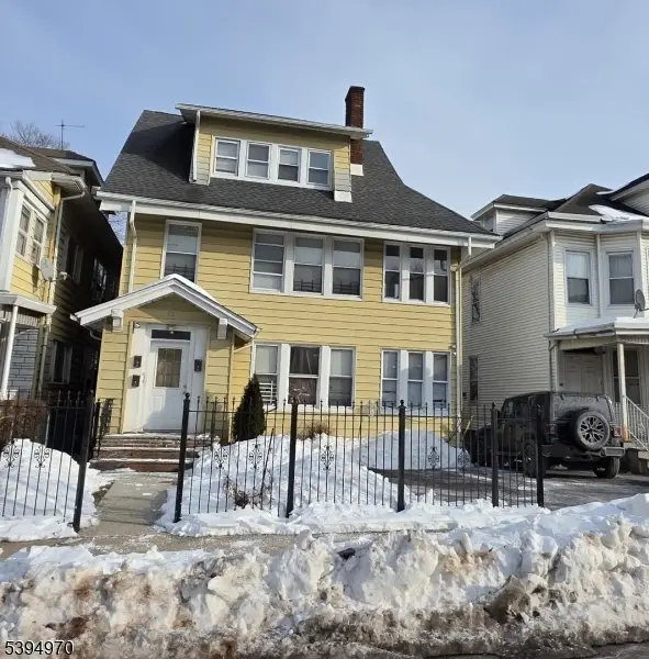 62 Arsdale Ter #3, East Orange City, NJ 07018