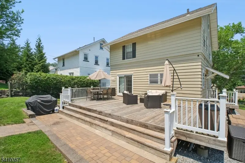 122 Westover Ave, West Caldwell, NJ 07006 - #3