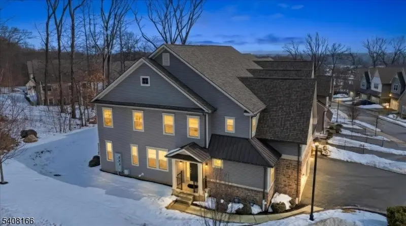 10 Albie Dr, Mountain Lakes, NJ 07046 - #2