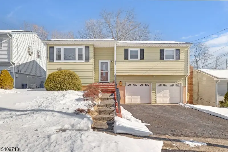 2037 Tampa Ter, Union, NJ 07083 - #1