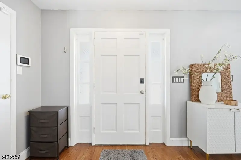 26 E Harrison Pl, Livingston, NJ 07039 - #2