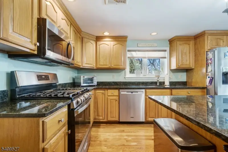 95 Hillside Ave, Livingston, NJ 07039 - #2