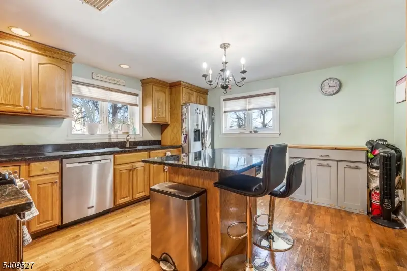 95 Hillside Ave, Livingston, NJ 07039 - #3