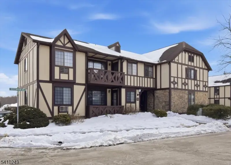 14A Kensington Rd, Chatham Township, NJ 07928 - #2