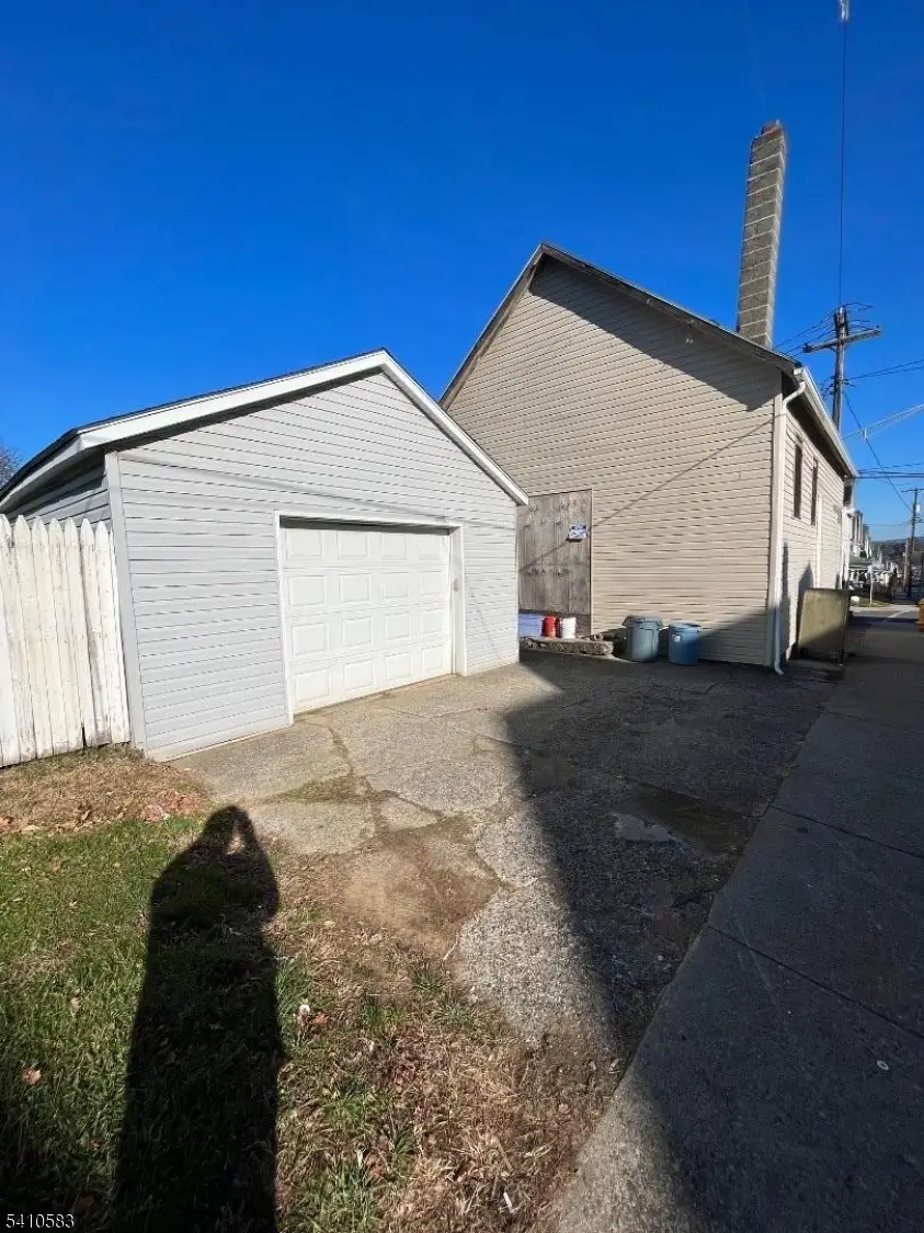 64 Filmore St, Phillipsburg, NJ 08865 - #2