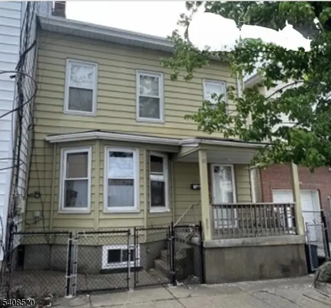 11 Sheridan Ave, Paterson, NJ 07502 - #1