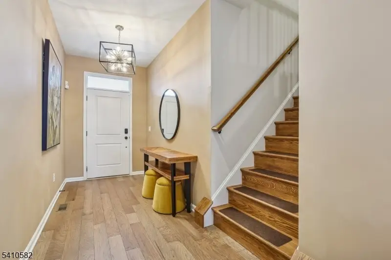 26 Wisteria Ct, Monroe Township, NJ 08831 - #3