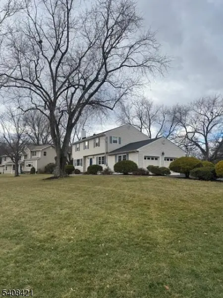 409 Stony Brook Dr, Bridgewater Center, NJ 08807 - #2