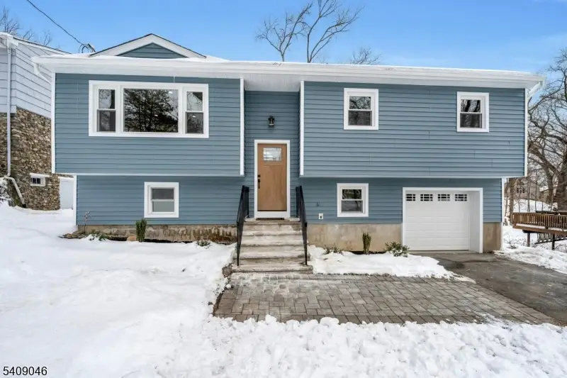 120 Star Lake Rd, Bloomingdale, NJ 07403 - #2