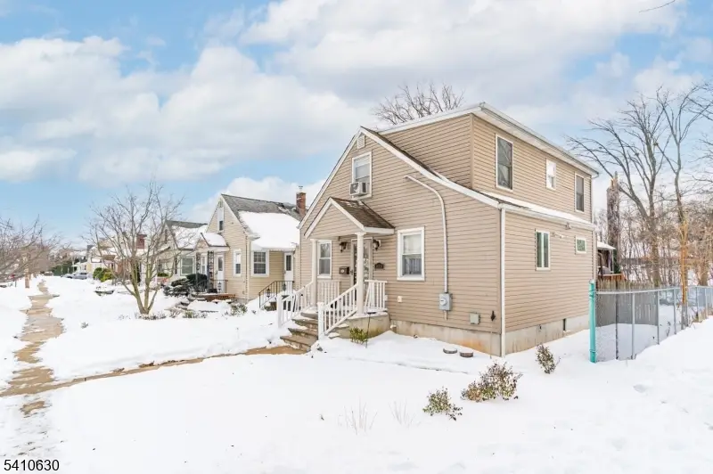 909 Seymour Ave, Linden, NJ 07036 - #3