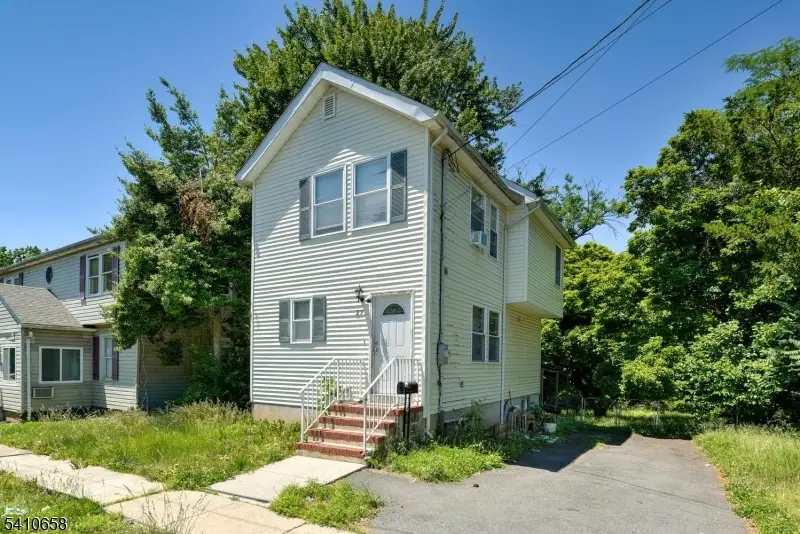 27 Newell Ave, New Brunswick, NJ 08901 - #1