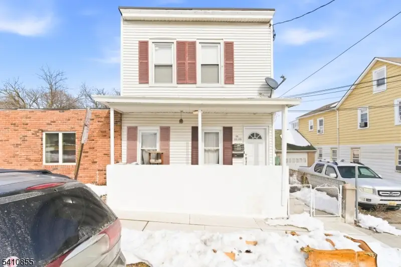 135 Dixon Ave, Paterson, NJ 07501 - #1