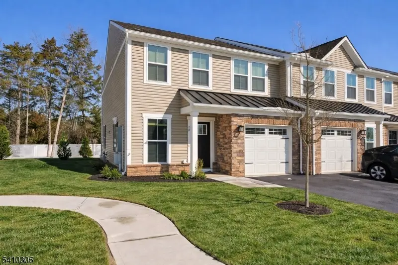 20 Owen Ct, Franklin, NJ 08873 - #3