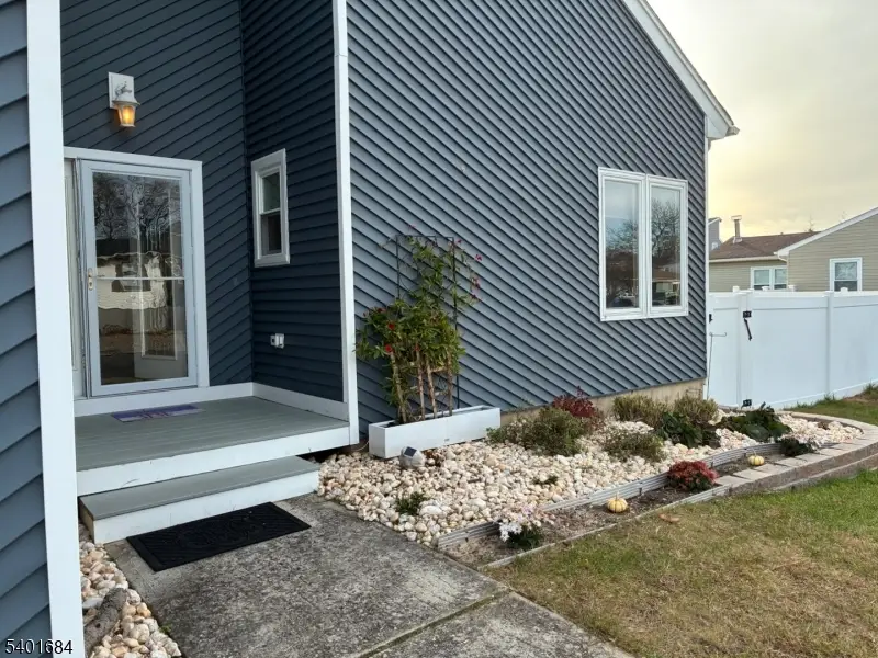 79 16th St, Toms River Township, NJ 08753 - #3