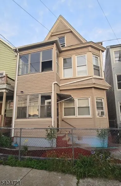 24 Doremus St, Paterson, NJ 07522 - #1