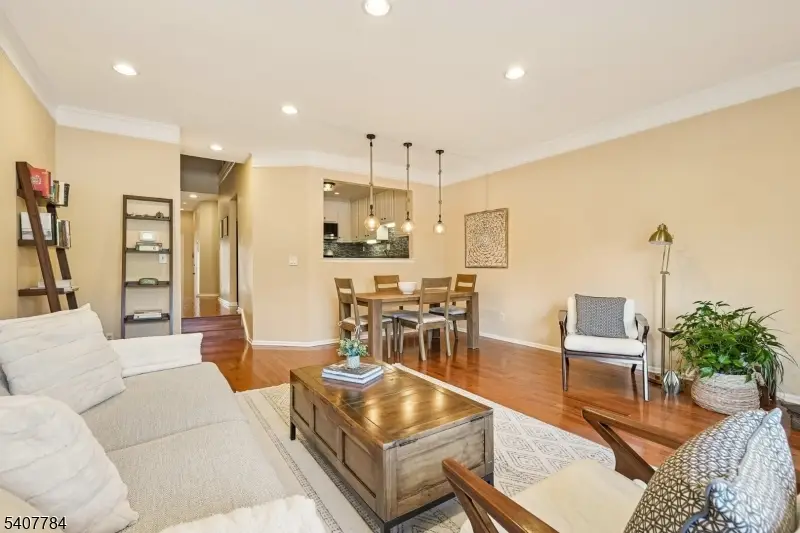 122 Hempstead Ct, Madison, NJ 07940 - #2