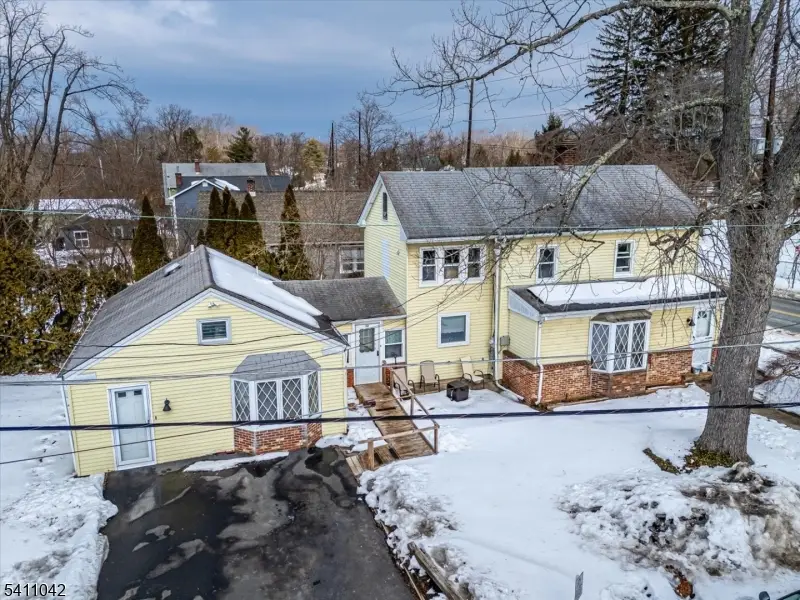 12 Union St, Kingston, NJ 08528 - #2