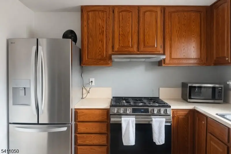 296 Esplanade Unit 27 #27, Hackensack, NJ 07601 - #2