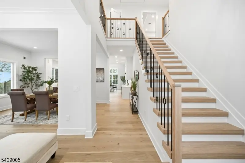 11 Hawthorne Dr, Livingston, NJ 07039 - #3