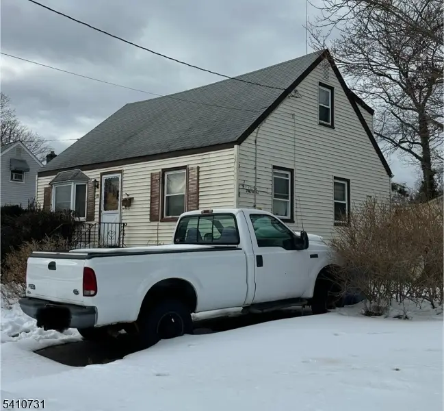 154 Oakmanor Pkwy, South Plainfield, NJ 07080 - #3