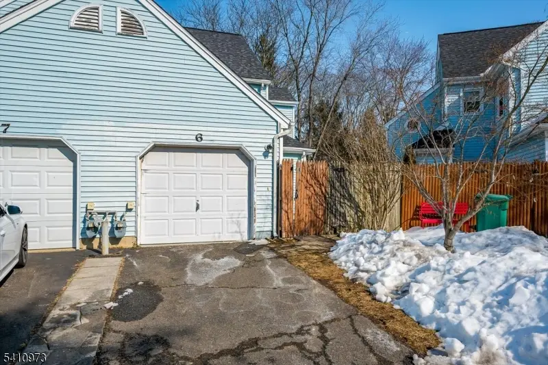 6 Twain Ct, Freehold, NJ 07728 - #2