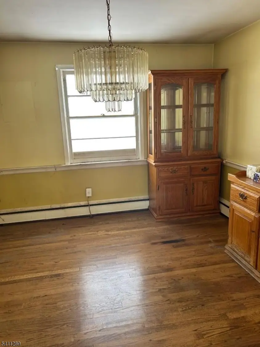 64 William St, Clark, NJ 07066 - #2