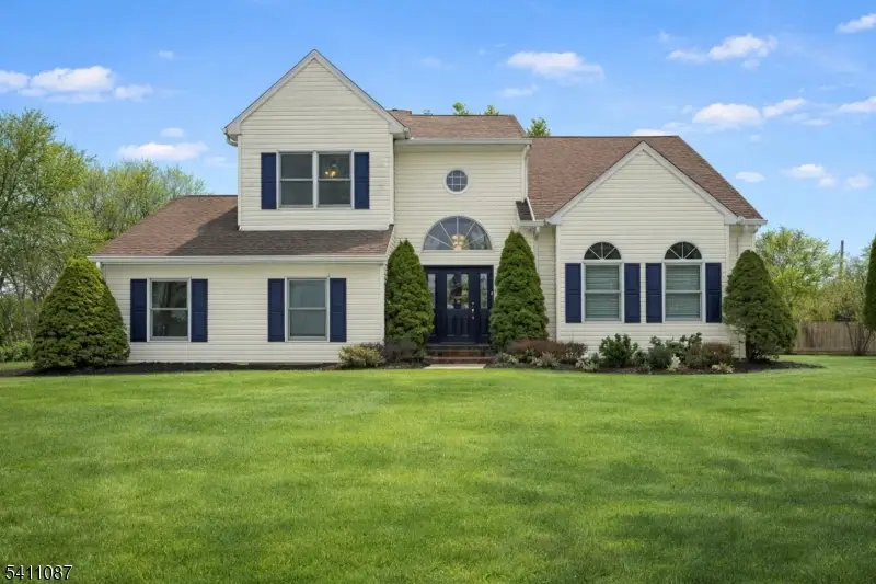 8 Kelly Dr, Succasunna, NJ 07876 - #1