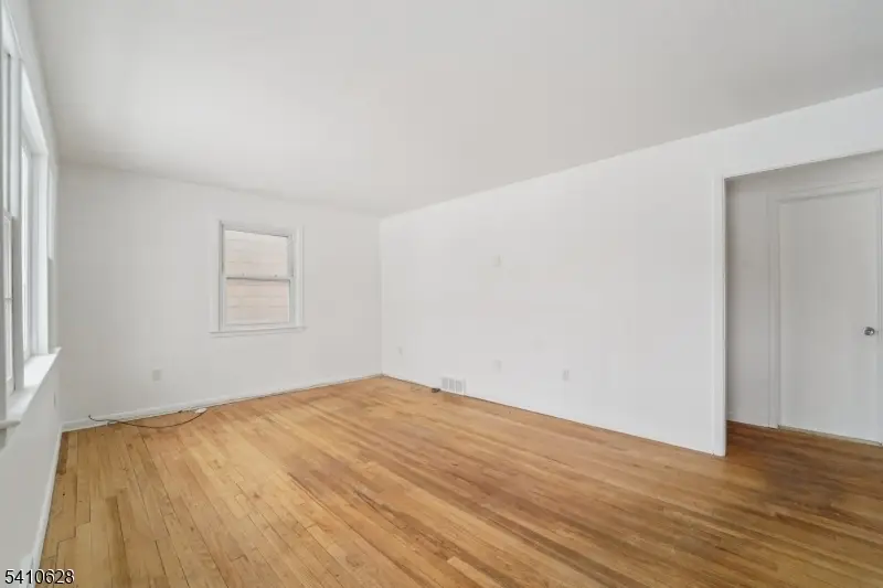 187 Olive Ave, Pompton Lakes, NJ 07442 - #3