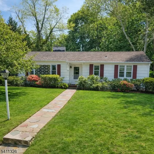 18 White Birch Ter, Caldwell, NJ 07006 - #1