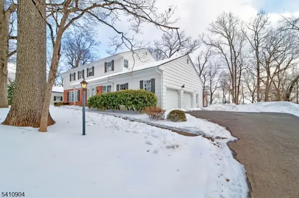 81 Huron Dr, Chatham Twp., NJ 07928