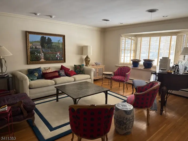 208 Jefferson Ave, Westfield, NJ 07090 - #2