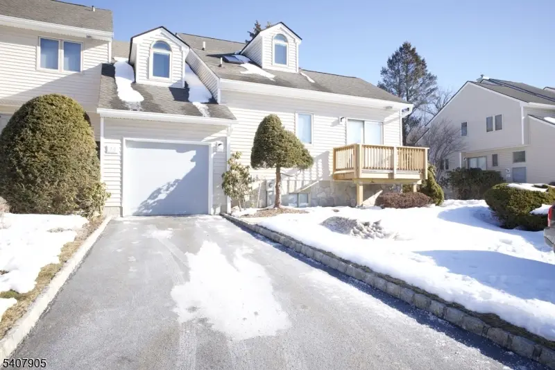 20 Fowler Dr, West Orange, NJ 07052 - #1