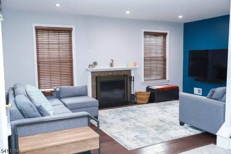 332 Greenbriar Unit 8 #8, Union, NJ 07083 - #3