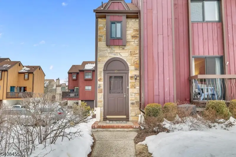 95 Wimbledon Sq, Washington, NJ 07853 - #1