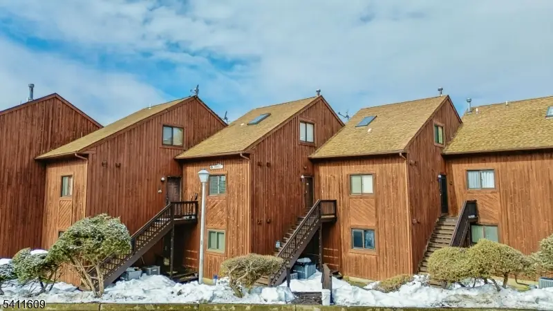 1 Onuma Ct #6, Vernon, NJ 07462 - #1