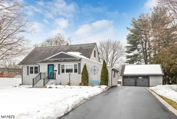 19 Colfax Dr, Pequannock Twp., NJ 07440