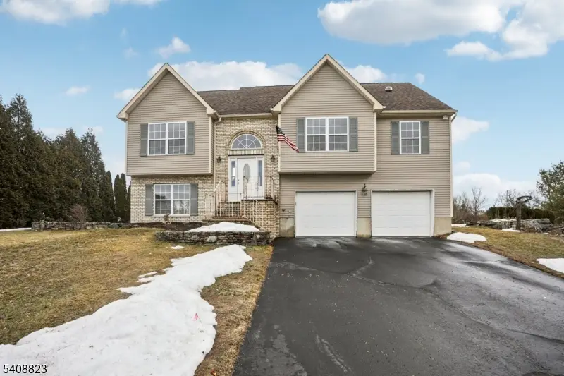 22 Paterson Pl, Newton, NJ 07860 - #2