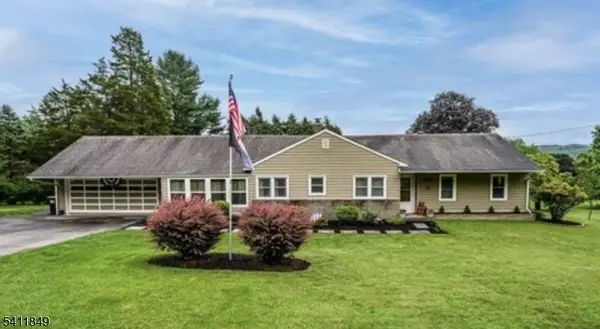 16 Dogwood Ln, Washington Twp., NJ 07882