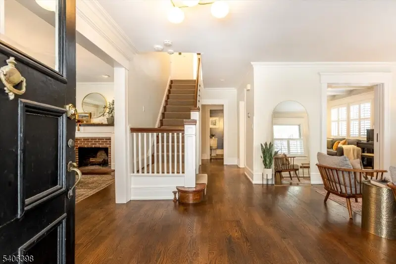 25 Ridgewood Ter, Maplewood, NJ 07040 - #3