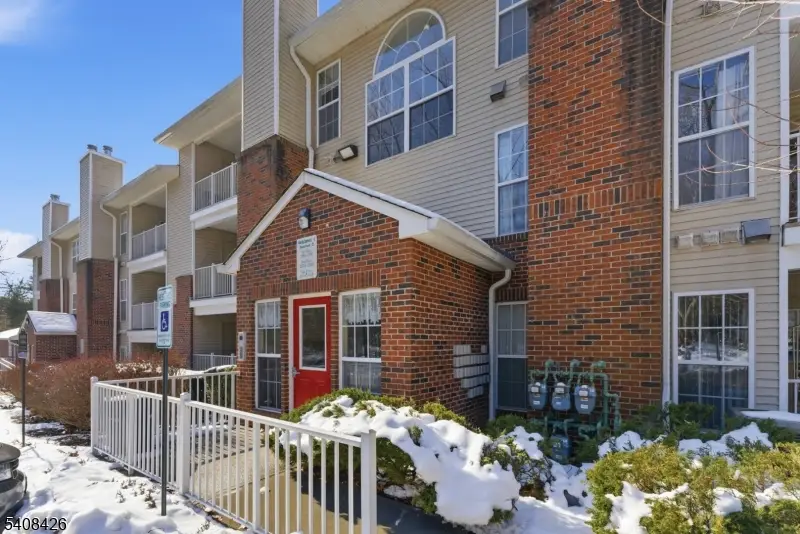 2108 Schindler Ln, Preakness, NJ 07470 - #1