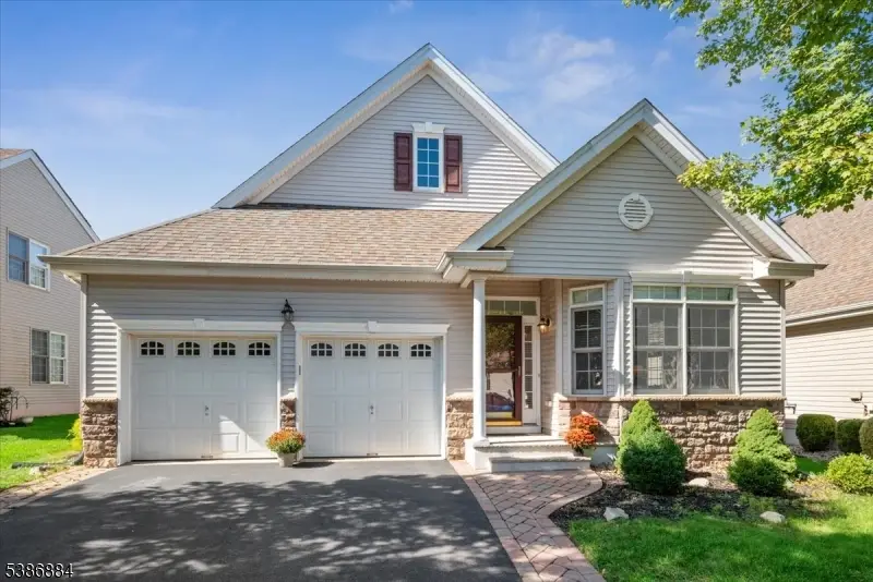 15 Republic Row, Franklin, NJ 08873 - #2