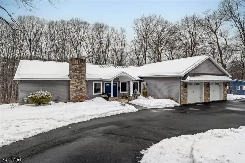 24 Lakeview Dr, Kinnelon, NJ 07405 - #3