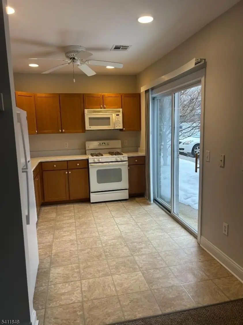 31 Wilshire Ter, Kinnelon, NJ 07405 - #2