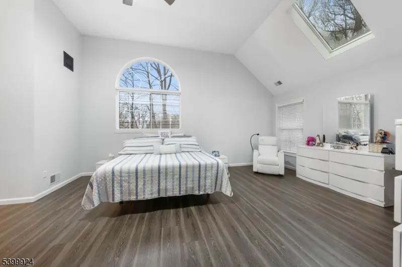 123 Vail Rd, Knowlton, NJ 07832 - #2