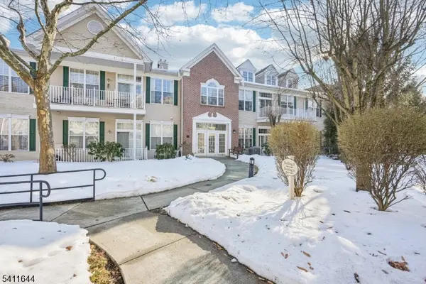 516 Four Seasons Dr, Wayne Twp., NJ 07470