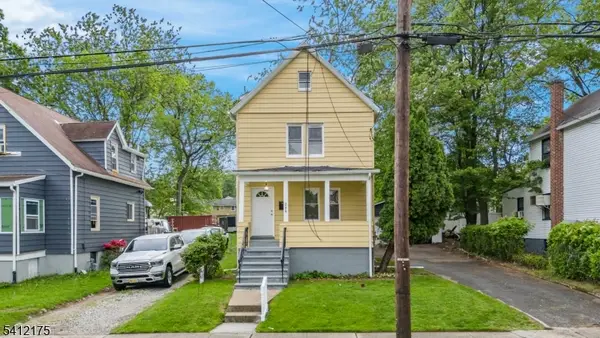 208 E 8th Ave, Roselle Boro, NJ 07203