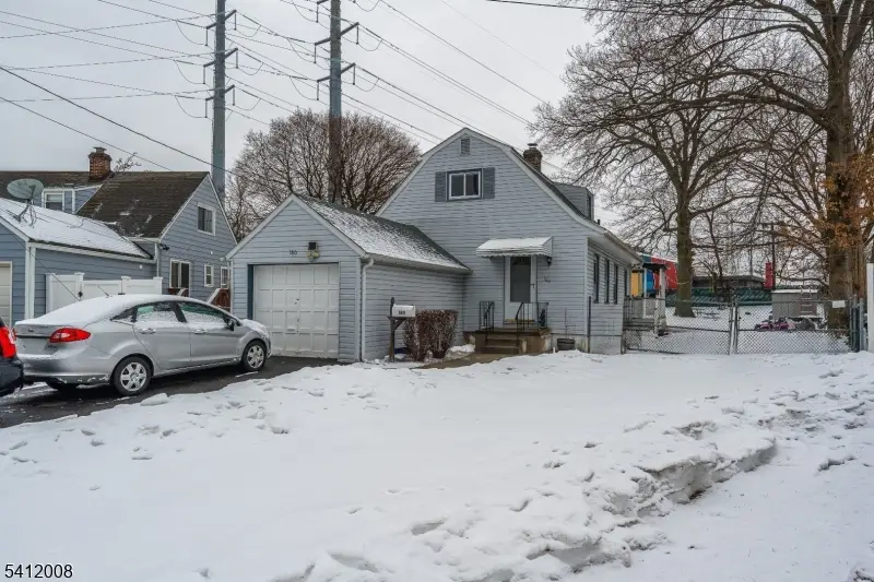 180 Beech St, Belleville, NJ 07109 - #1